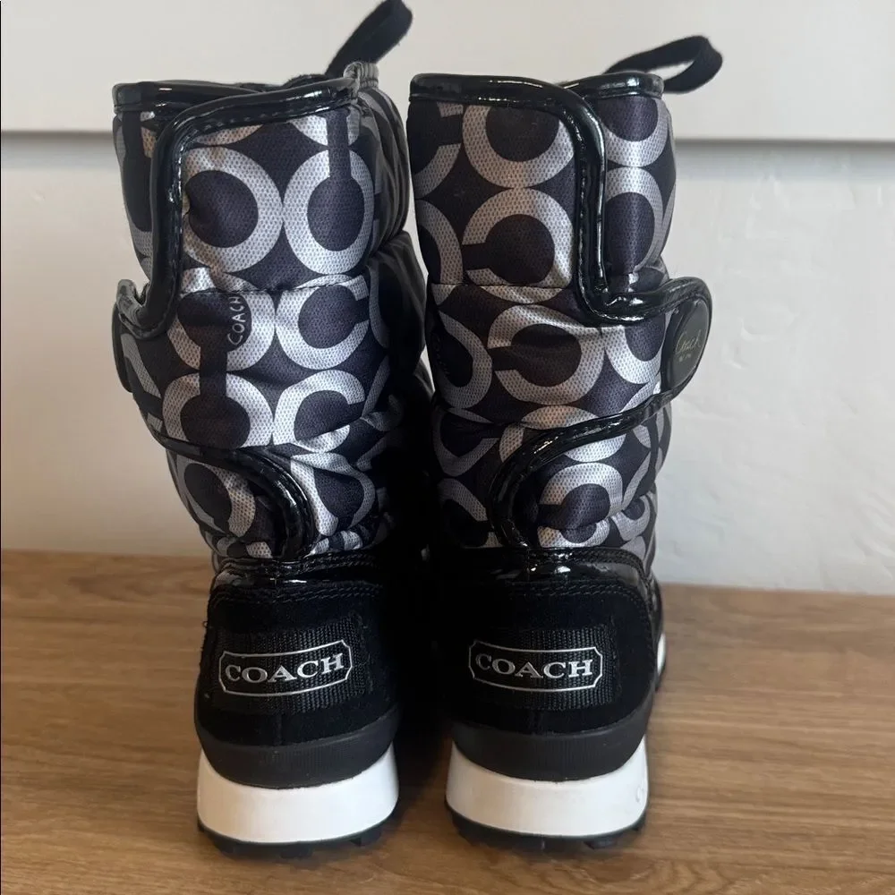 Coach DOREAN Monogram Women’s Black and Gray Nylon Suede Winter Boots Size 6.5
